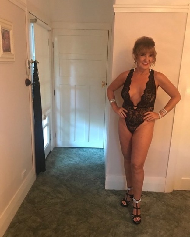 femme mature nue sexy du 53 à rencontrer